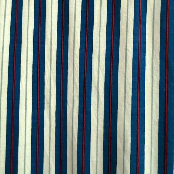 Lularoe Women’s blue and red stripe Amy top - Picture 11 of 11